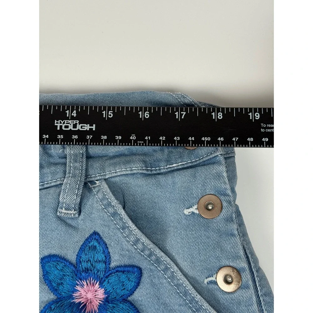 No Boundaries Juniors XL (15-17) Embroidered Flowers Denim Bib Cut Off Shorts